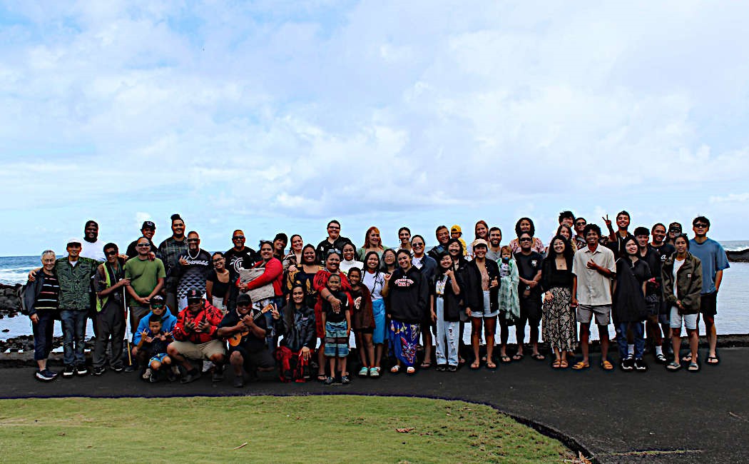 Ohana Church - Baptism at Onekahakaha Beach